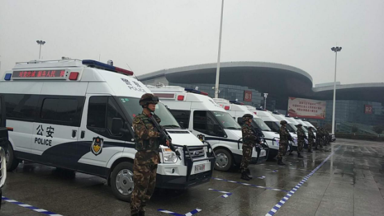 1516600419615354.png 星际50个流动警务服务站 在武汉智慧上路69.png