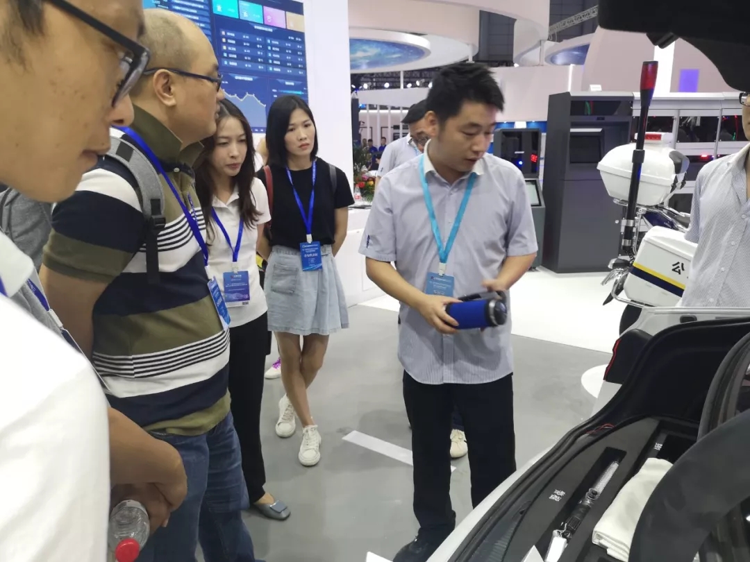 1566609925825091.jpg 1566609925825091.jpg