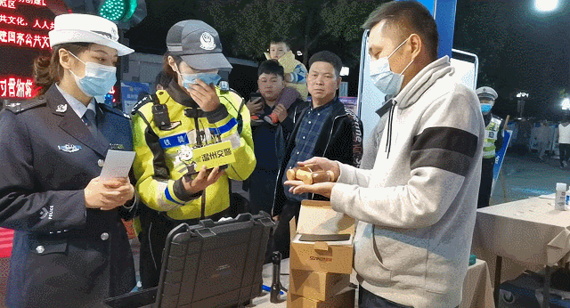 1606983395431264.gif 640 (9).gif