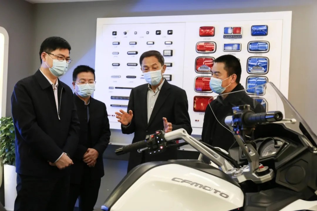 1614929219115604.jpg 02.webp.jpg