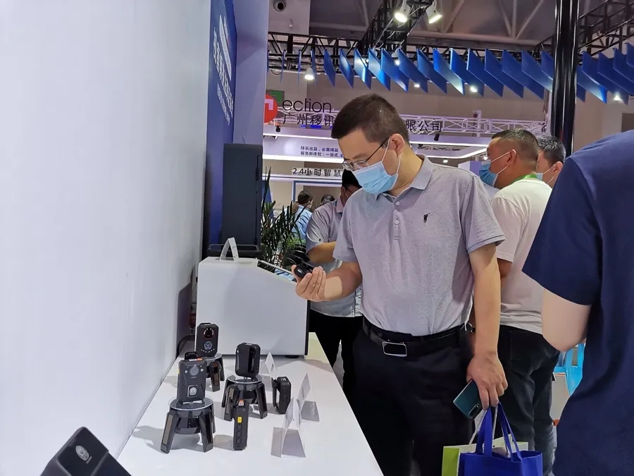 1621216764178194.jpg 640.webp (18).jpg