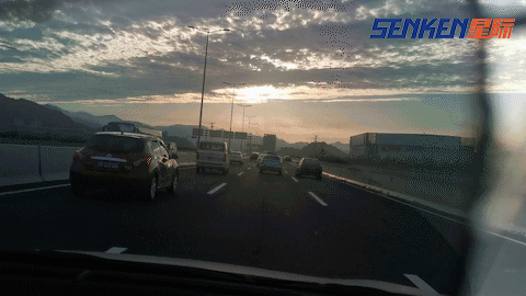 1623826811891575.gif 偏光.gif