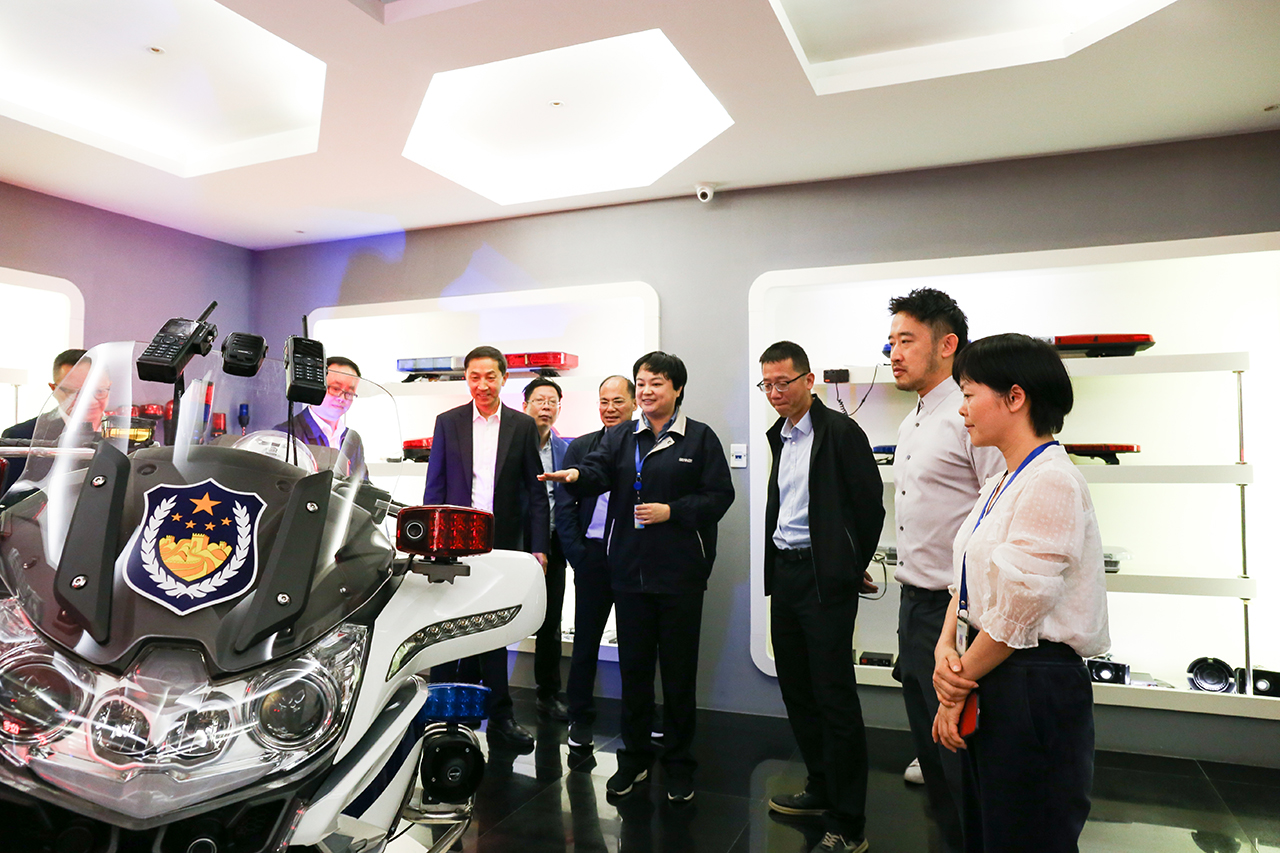 1637741512323469.jpg IMG_2408.jpg