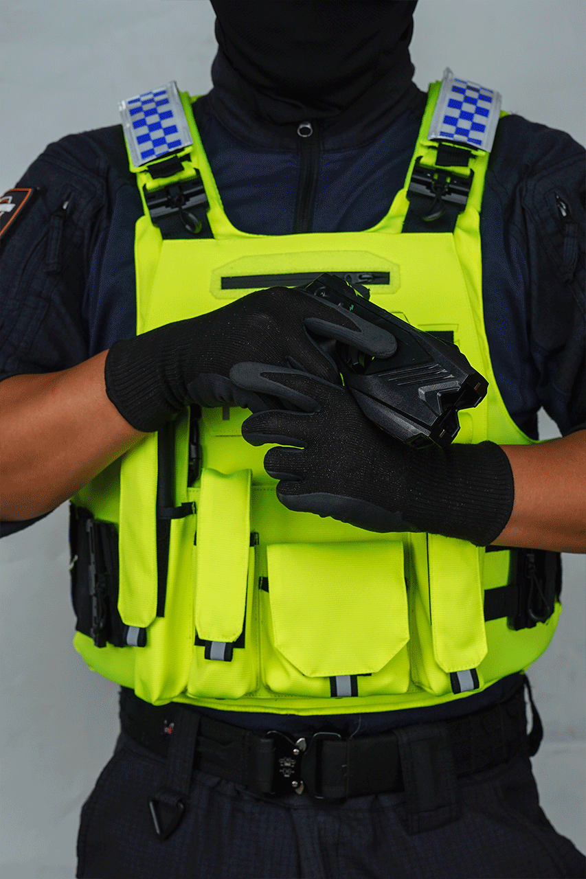 1688350848351956.gif 21.gif