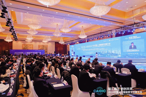 1735175408115854.gif 640.gif