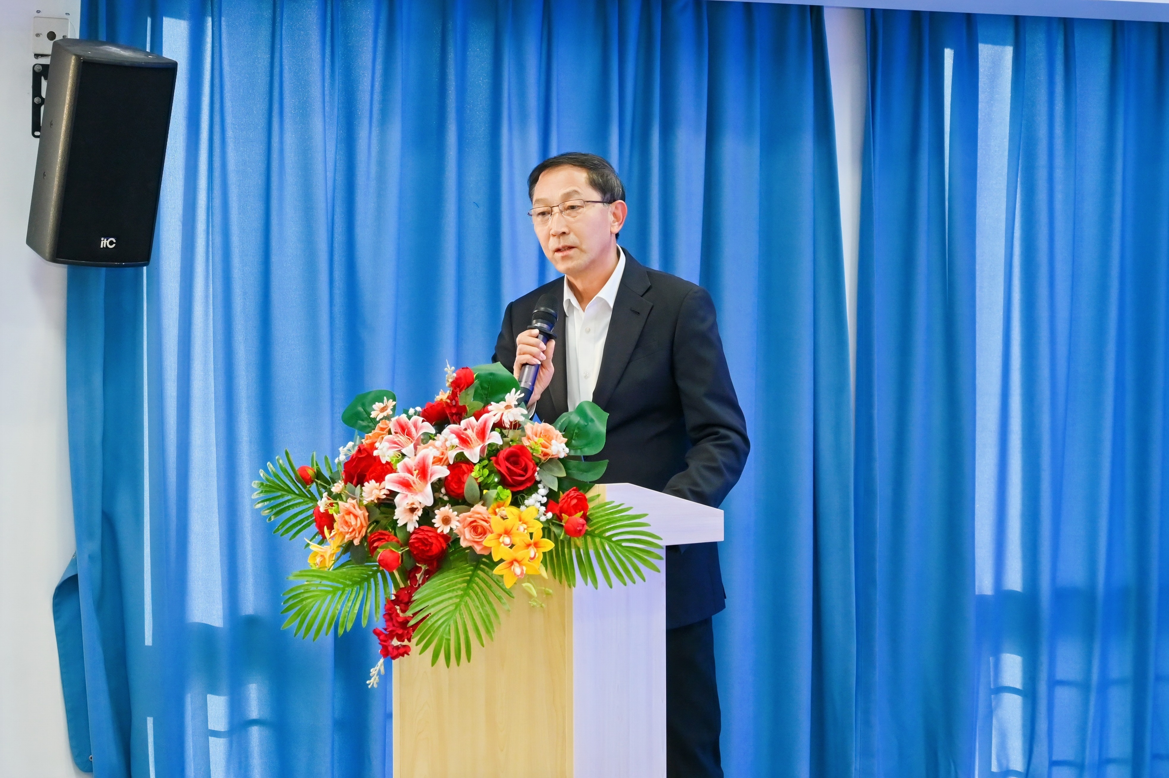 1735175547126801.jpg 101_8846-opq3387885394.jpg