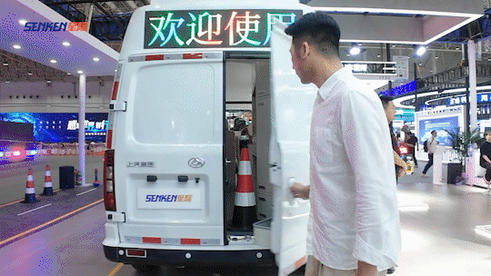 1748592525618366.gif 10.gif