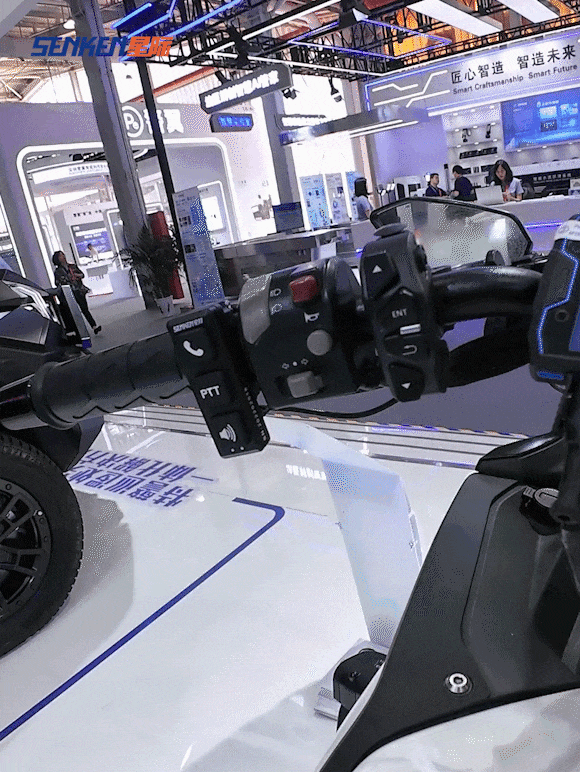 1749199751620174.gif 640 (13).gif